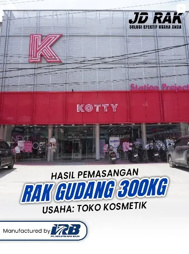 pemasangan rak di gudang kotty